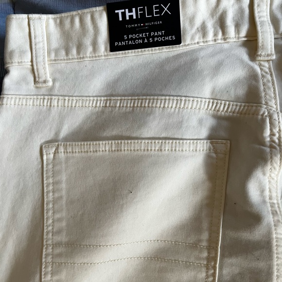 Tommy Hilfiger THFlex White 5 pocket Pants US36x30 - Picture 6 of 7